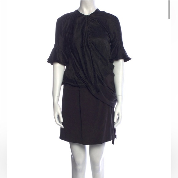 Balenciaga - Picture 1 of 9